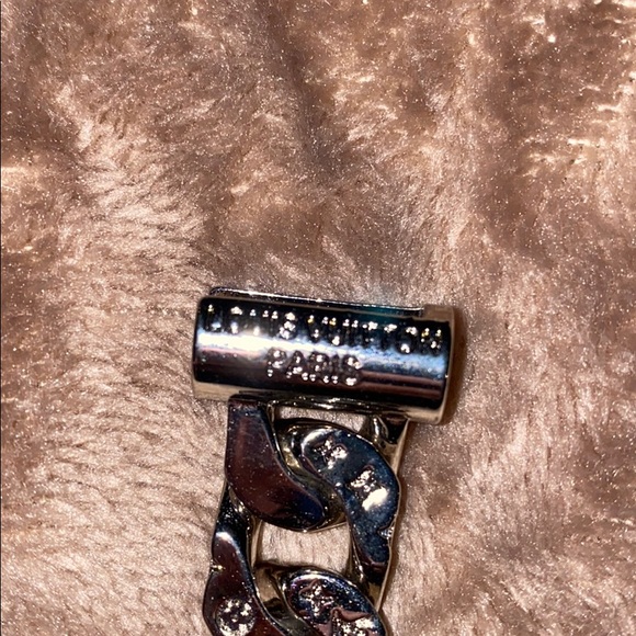 Louis Vuitton Cuban link necklace. - Picture 6 of 7